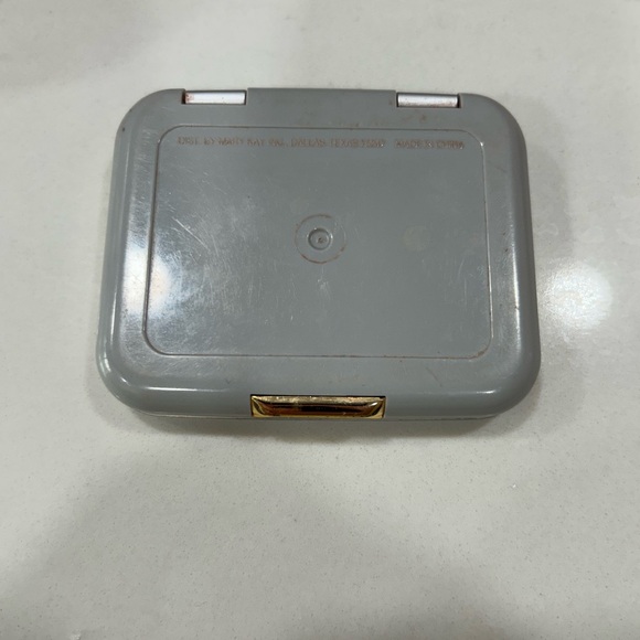 MK Signature Silver Compact Case - Picture 2 of 3